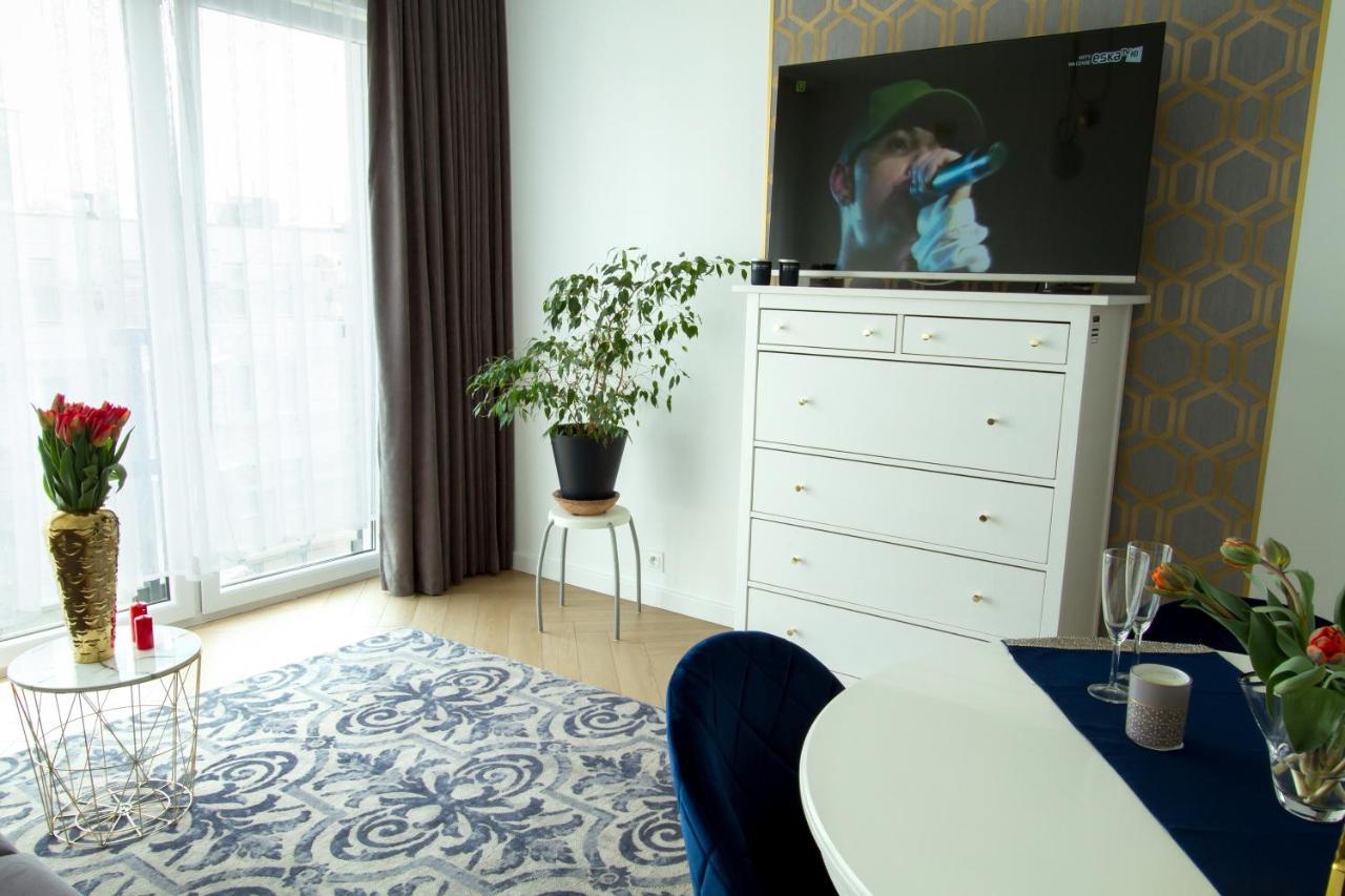 Nowy Apartment Przy Placu Szembeka Varsóvia Exterior foto