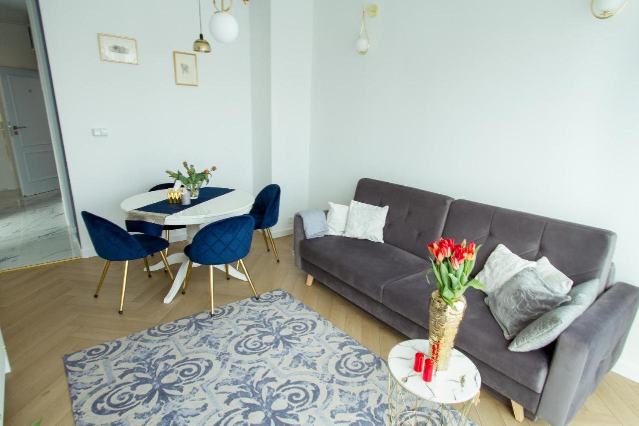 Nowy Apartment Przy Placu Szembeka Varsóvia Exterior foto